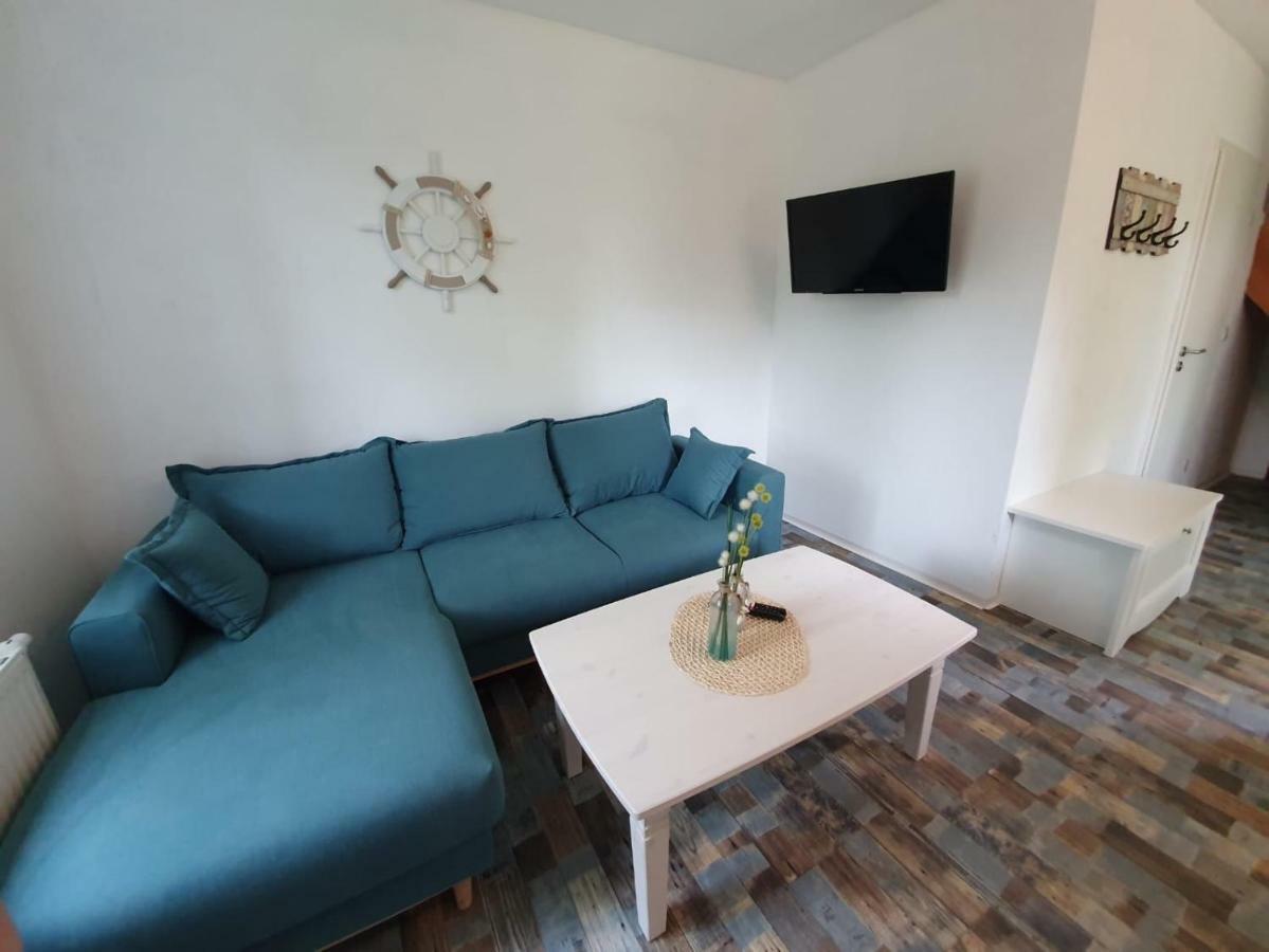 Marijanas Ferienhof 2, Urlaub Mit Viel Platz Zwischen Dornumersiel Und Bensersiel, Gehoert Zum Cafe Kunterbunt Holtgast Εξωτερικό φωτογραφία